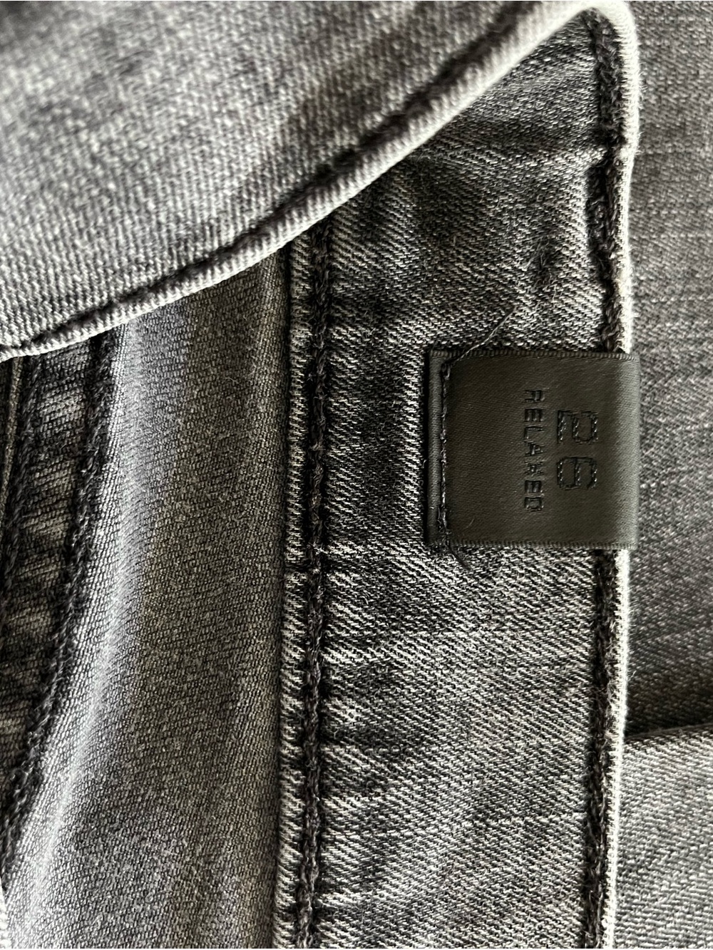 Vince Faded Black Stretch Skinny Jeans - Picture 6 of 7